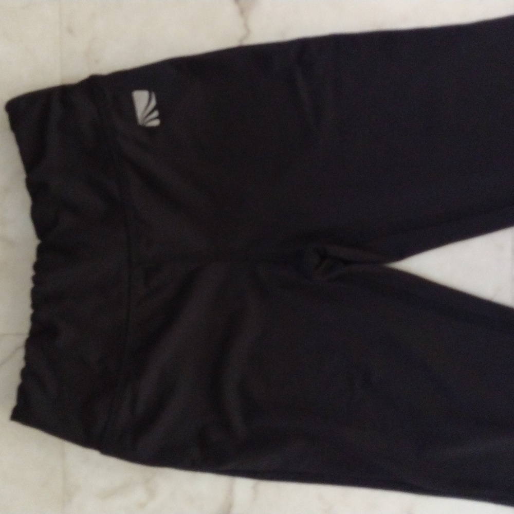 Marika leggings.